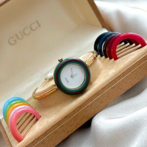 AUTHENTIC VINTAGE GUCCI INTERCHANGEABLE BEZEL WATCH (12 BEZELS) - FULL SET